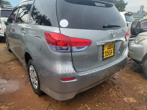 Toyota Wish 2012 Gray