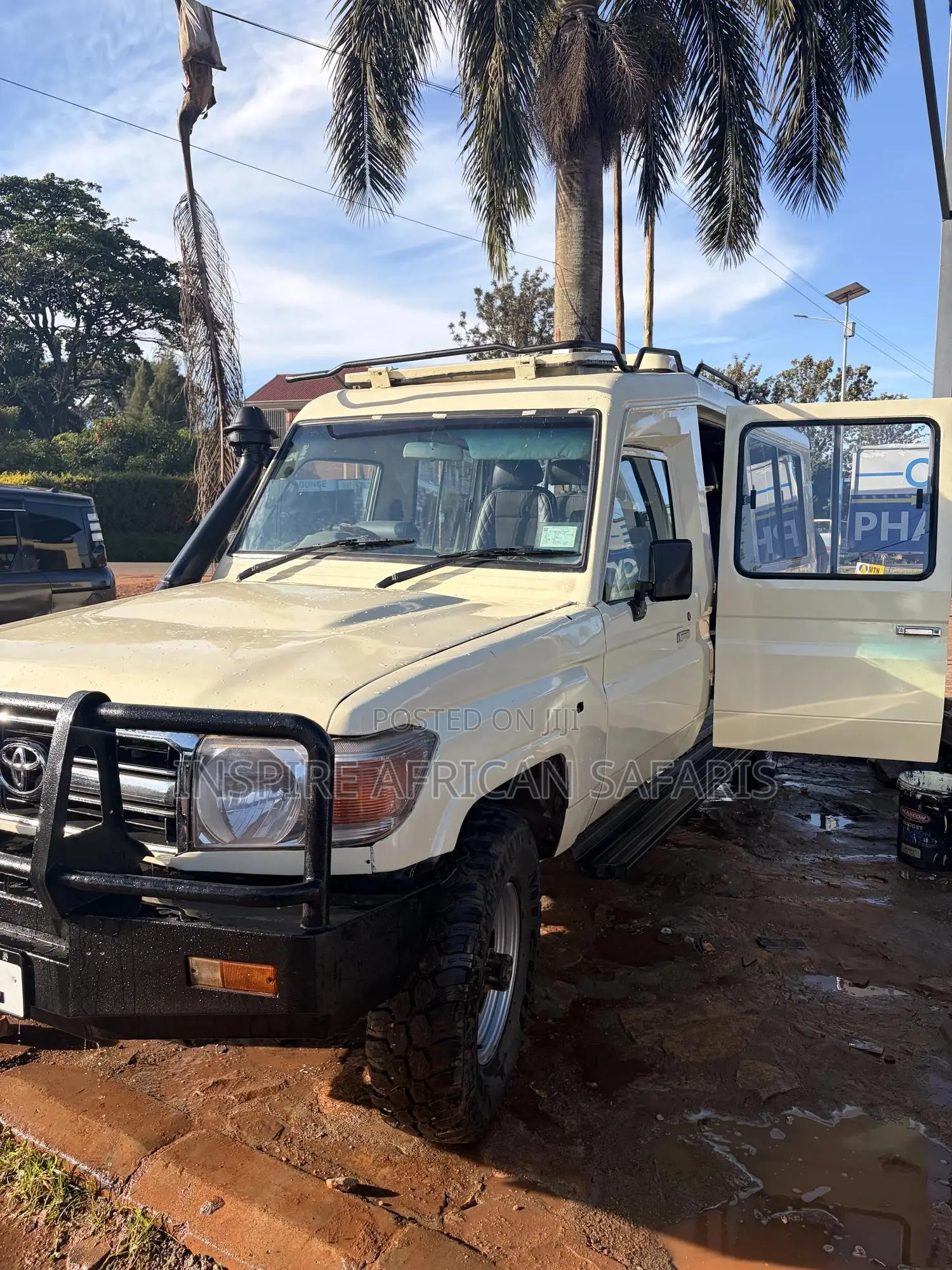 Toyota Land Cruiser 1999 Beige