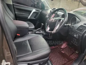 Toyota Land Cruiser Prado 2018 Gray