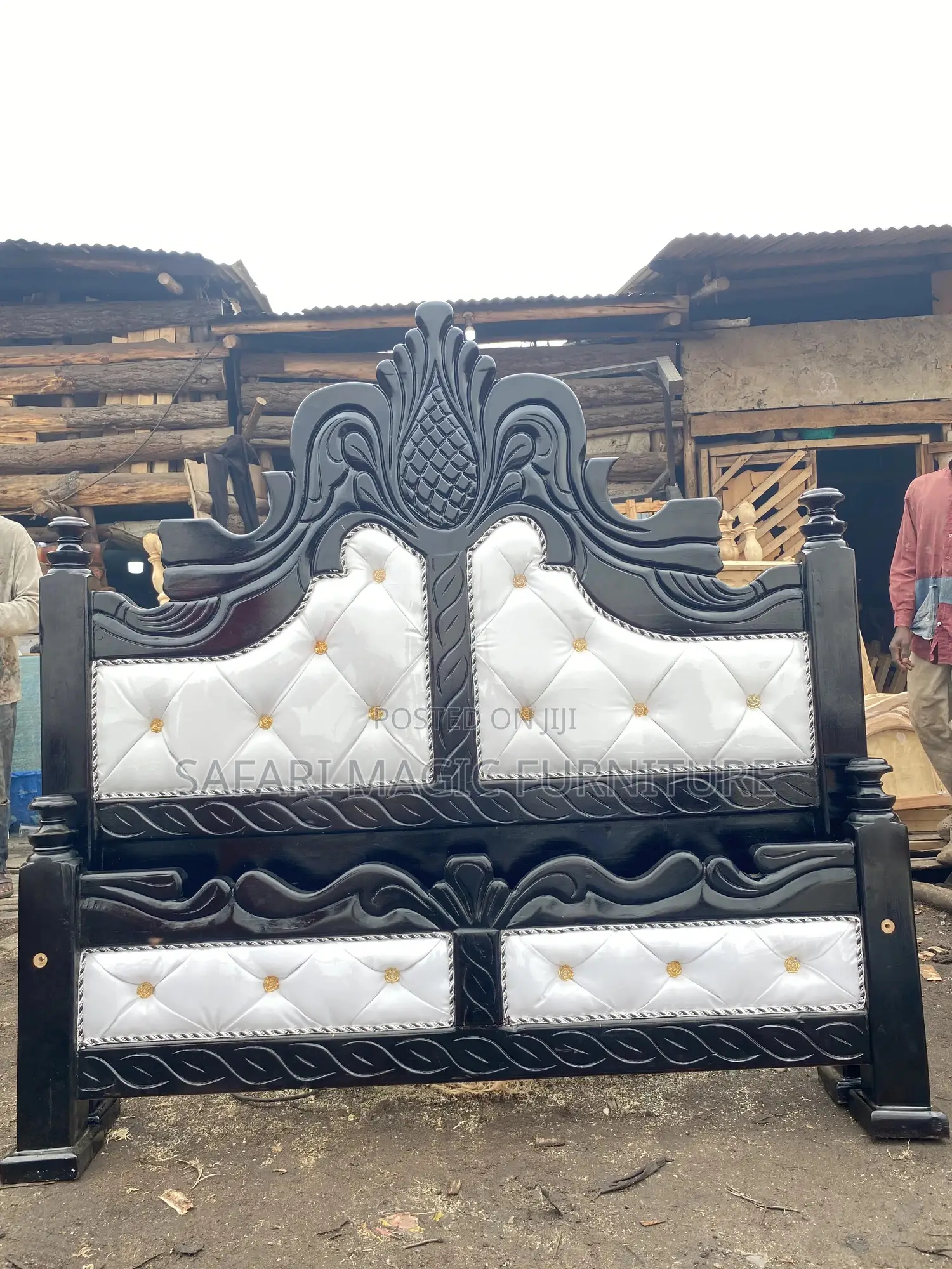 Premium 5x6 Luxury Hand-Carved Bed – Elegant Black Pearl White