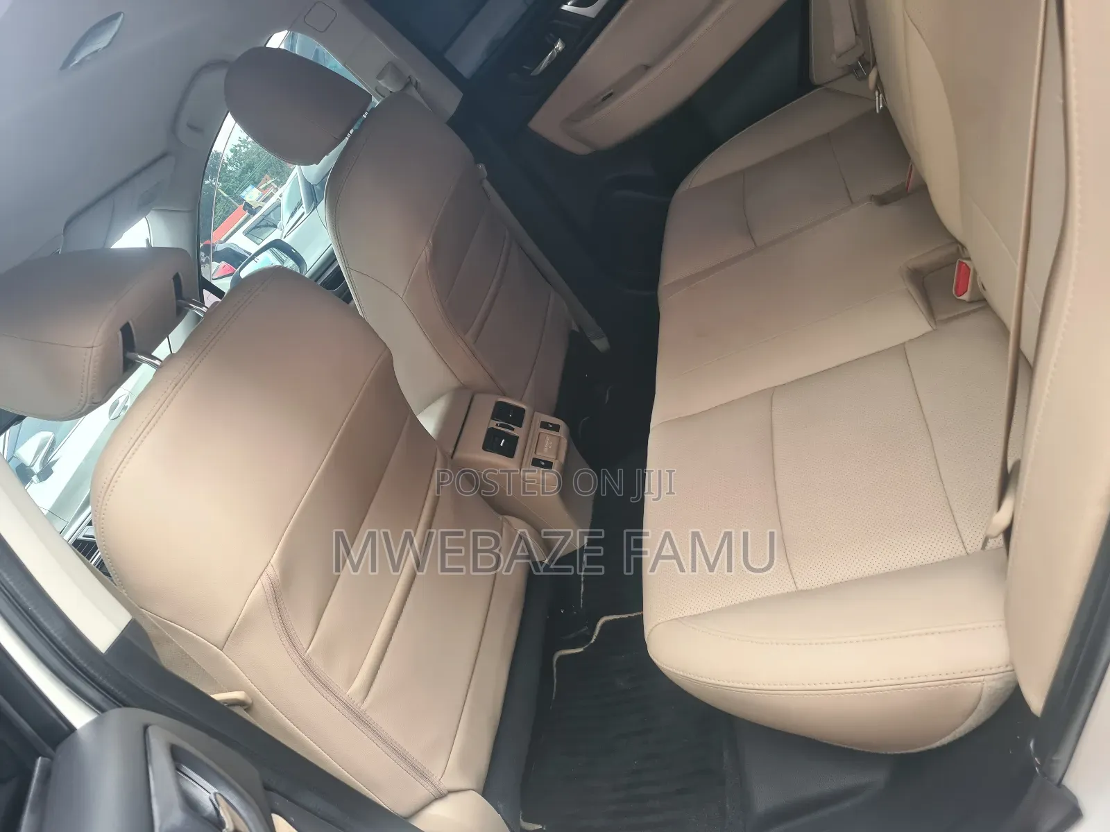 Subaru Legacy 2018 White