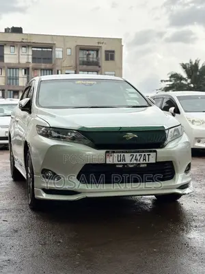 Toyota Harrier 2.0 2015 White