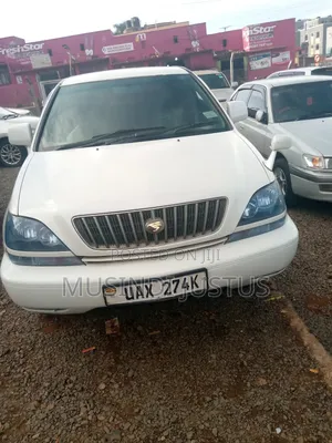 Toyota Harrier 2003 White