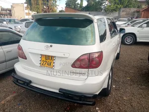 Toyota Harrier 2003 White