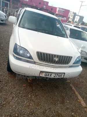 Toyota Harrier 2003 White