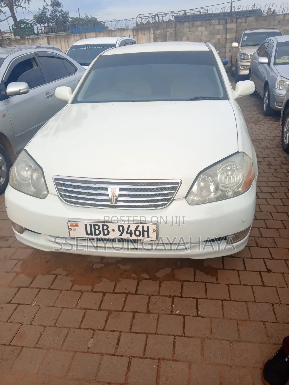 Toyota Mark II 2001 White