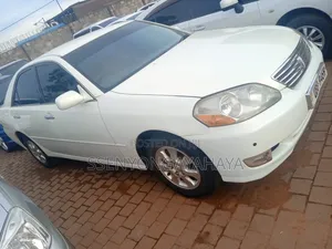 Toyota Mark II 2001 White