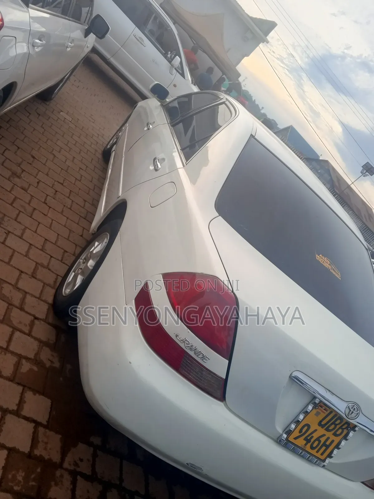 Toyota Mark II 2001 White