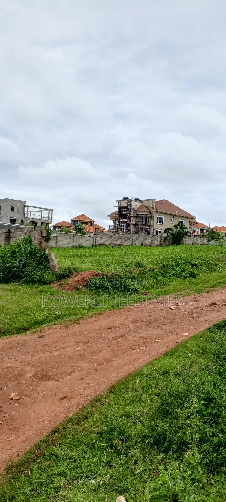 18 Decimals Plot Near Akright Estate Viewing Express Highway.