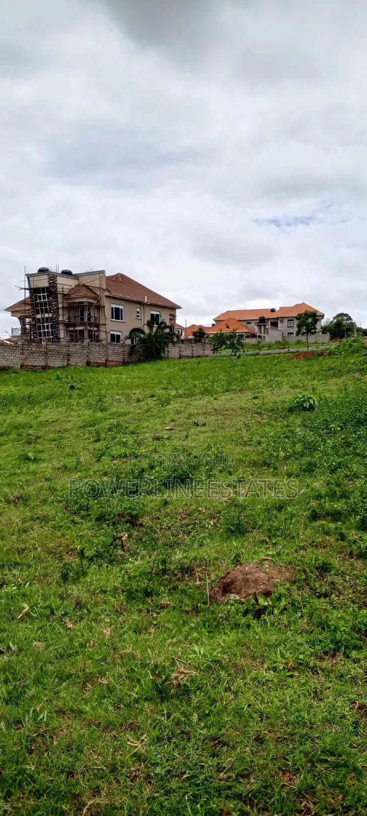 18 Decimals Plot Near Akright Estate Viewing Express Highway.