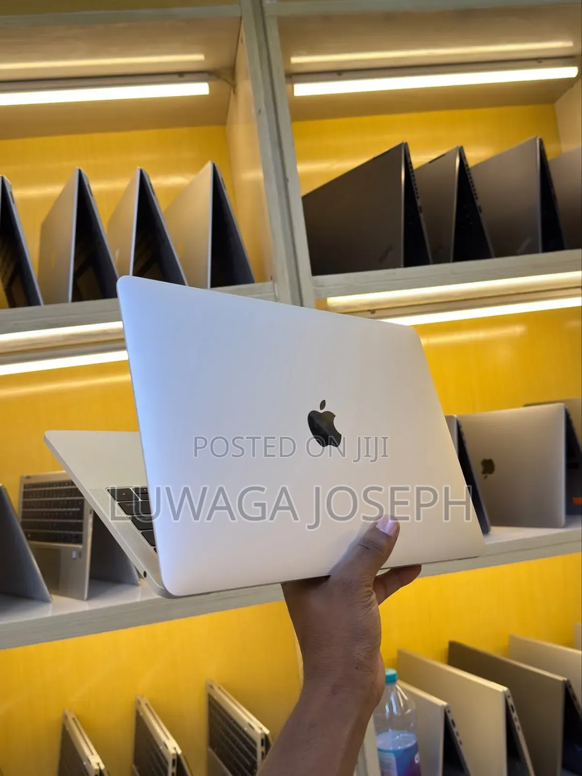 Laptop Apple MacBook Pro 2017 8GB Intel Core i5 SSD 256GB