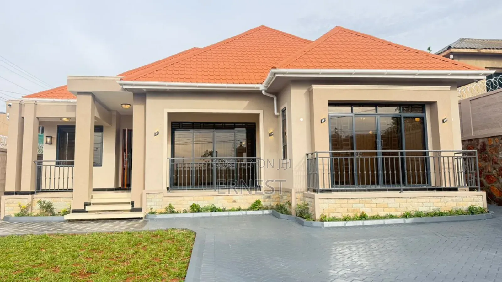 Brandnew 4 Bedroom House at Kira Mulawa on 12 Decimals Titled Plot