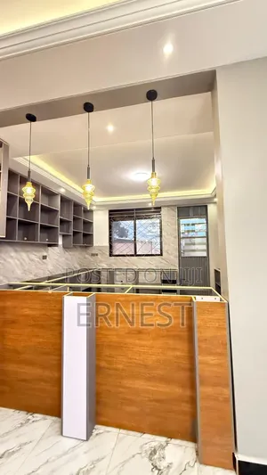 7bdrm Maisonette in Kira for sale