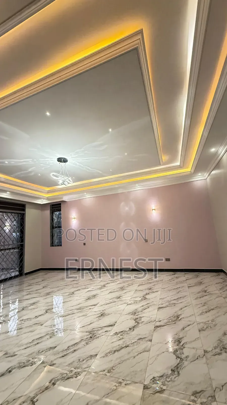 7bdrm Maisonette in Kira for sale