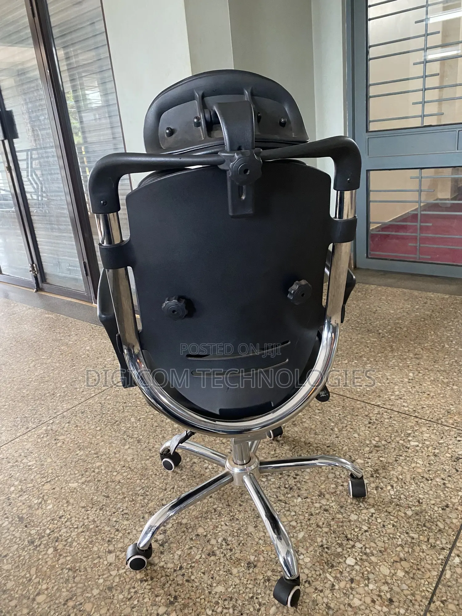Ergonomic Chair for a Quick Sale