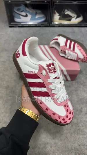 New Classic Women’S Adidas Samba X CDG Play Pink Heart Sneakers