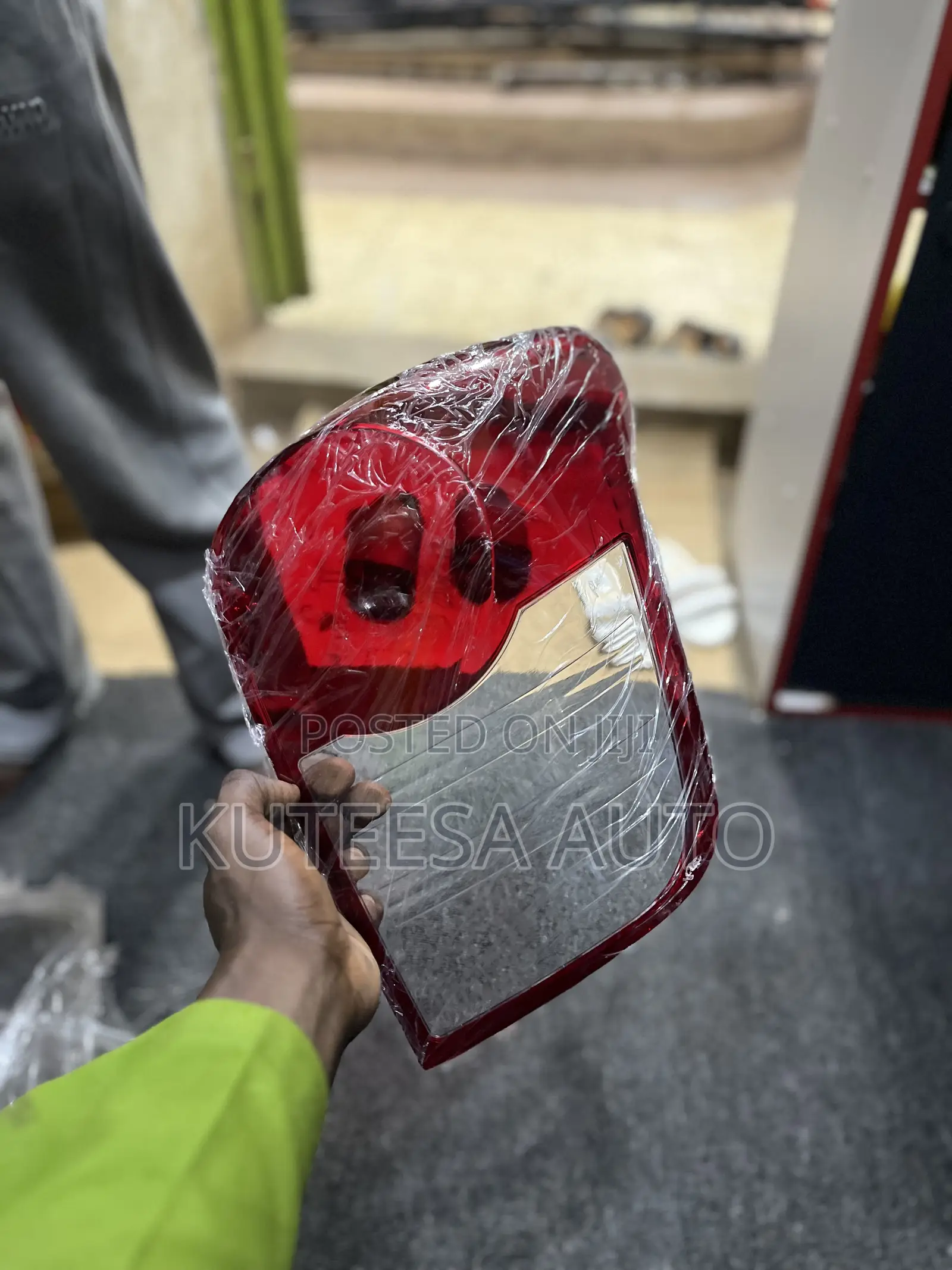 Toyota Filder (2009-2012) Backlight Glass