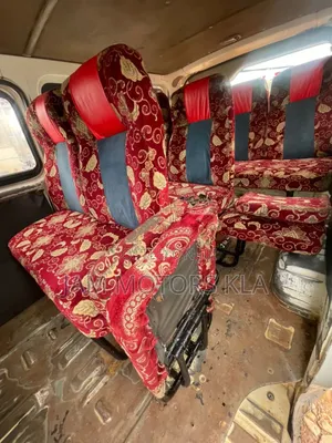Toyota HiAce 2009 White