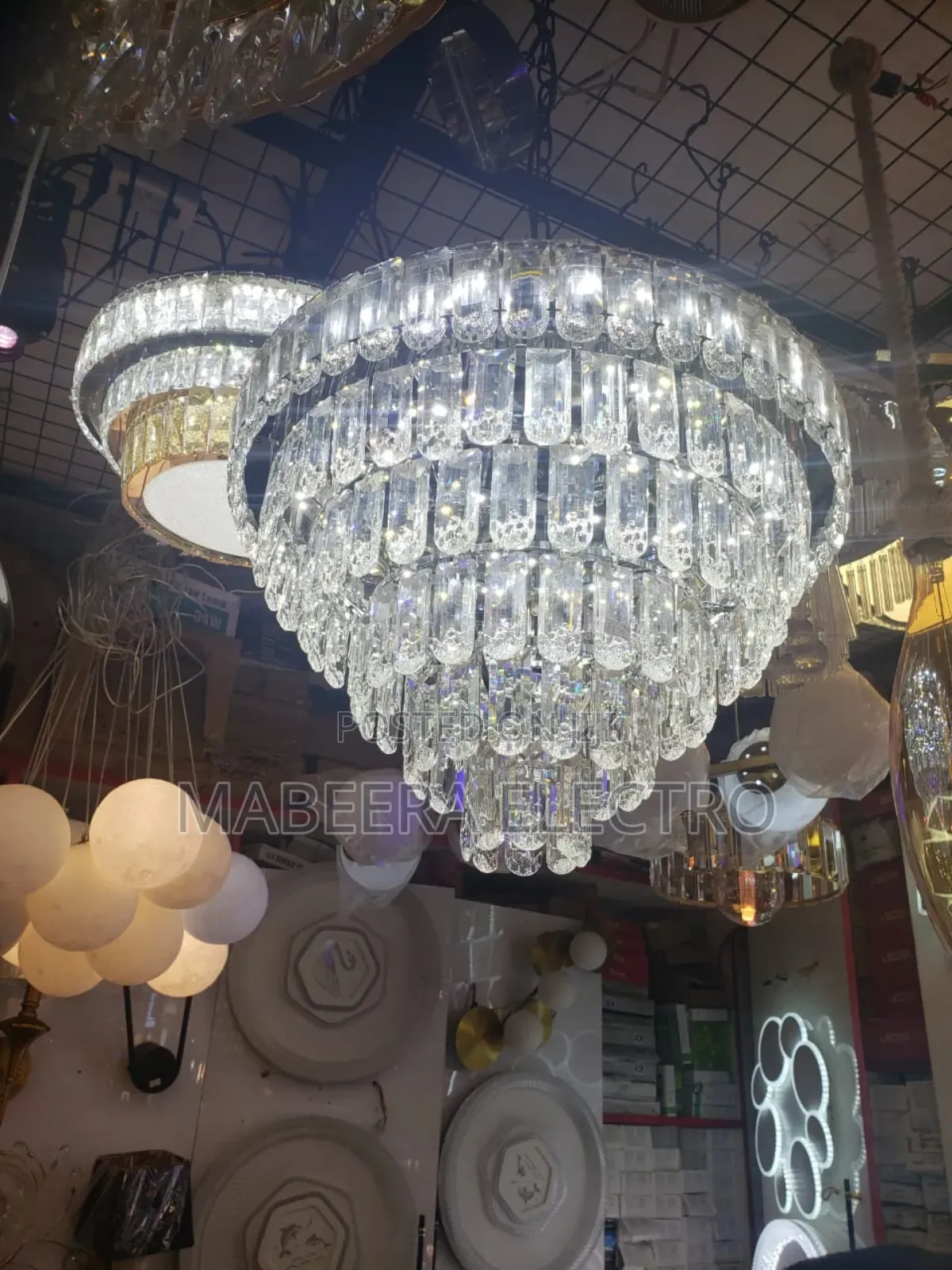 Chanderia Light