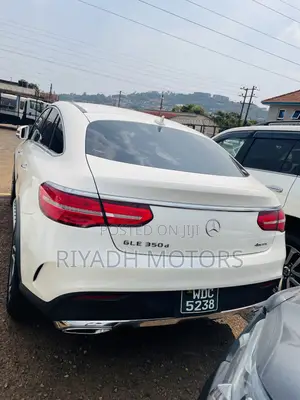 Mercedes-Benz GLE-Class GLE 350d 4MATIC 2017 White