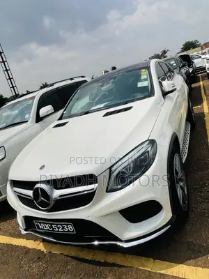 Mercedes-Benz GLE-Class GLE 350d 4MATIC 2017 White