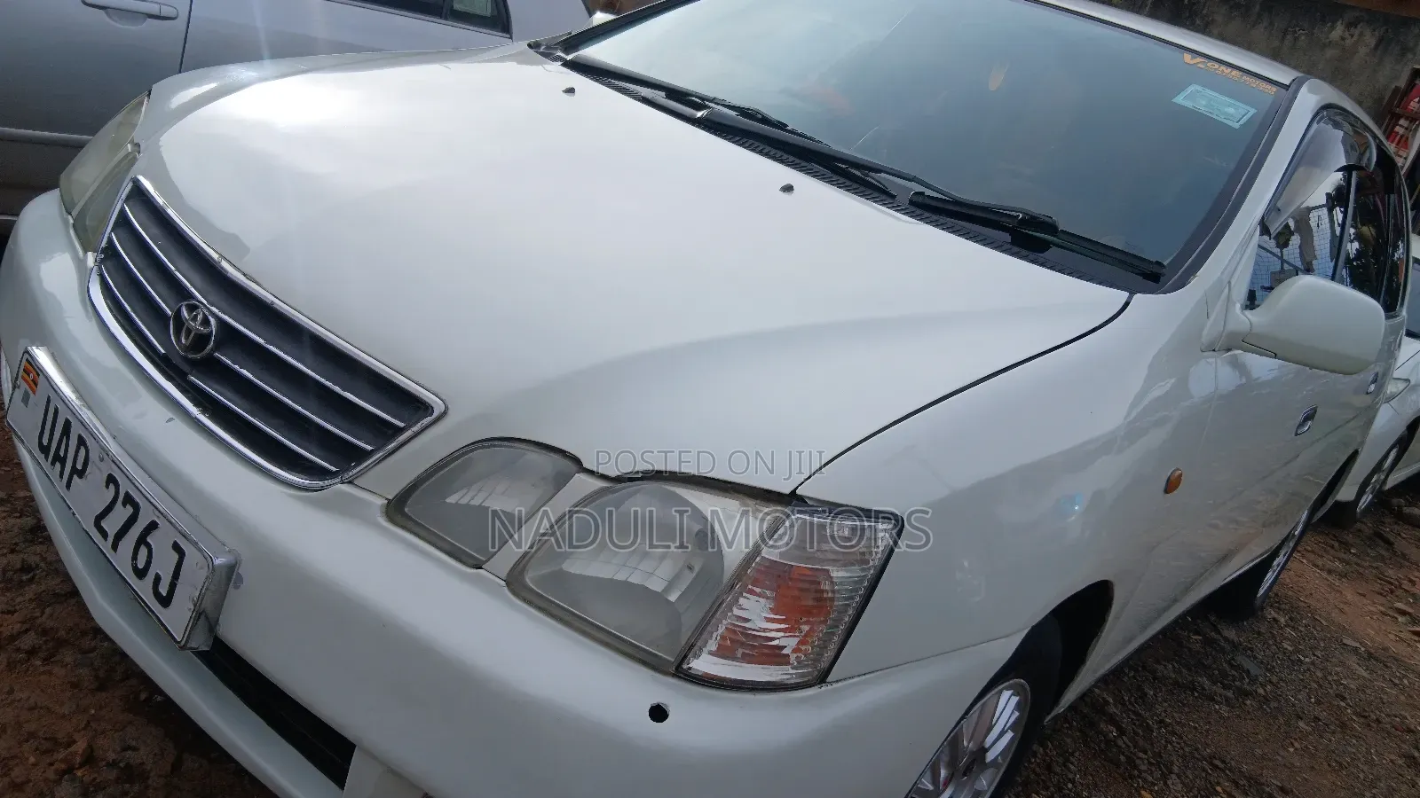 Toyota Gaia 2003 White