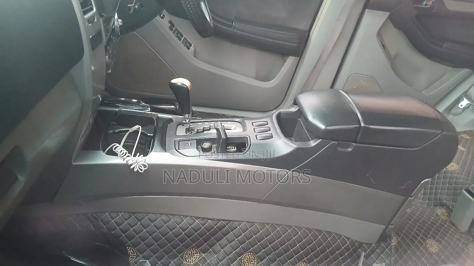 Toyota Hilux Surf 2009 Black