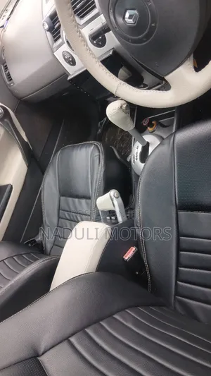 Renault Megane 2004 Red