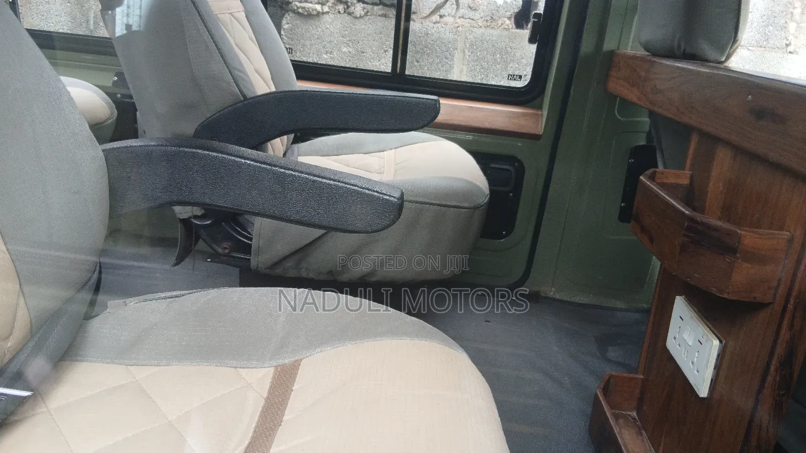 Toyota Land Cruiser 2010 Green