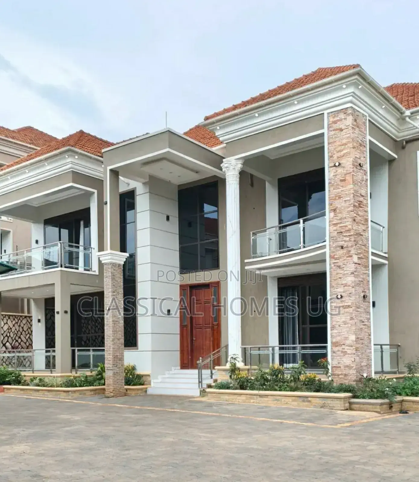 5bdrm Duplex in Lubowa Entebbe Road, Central Division for rent