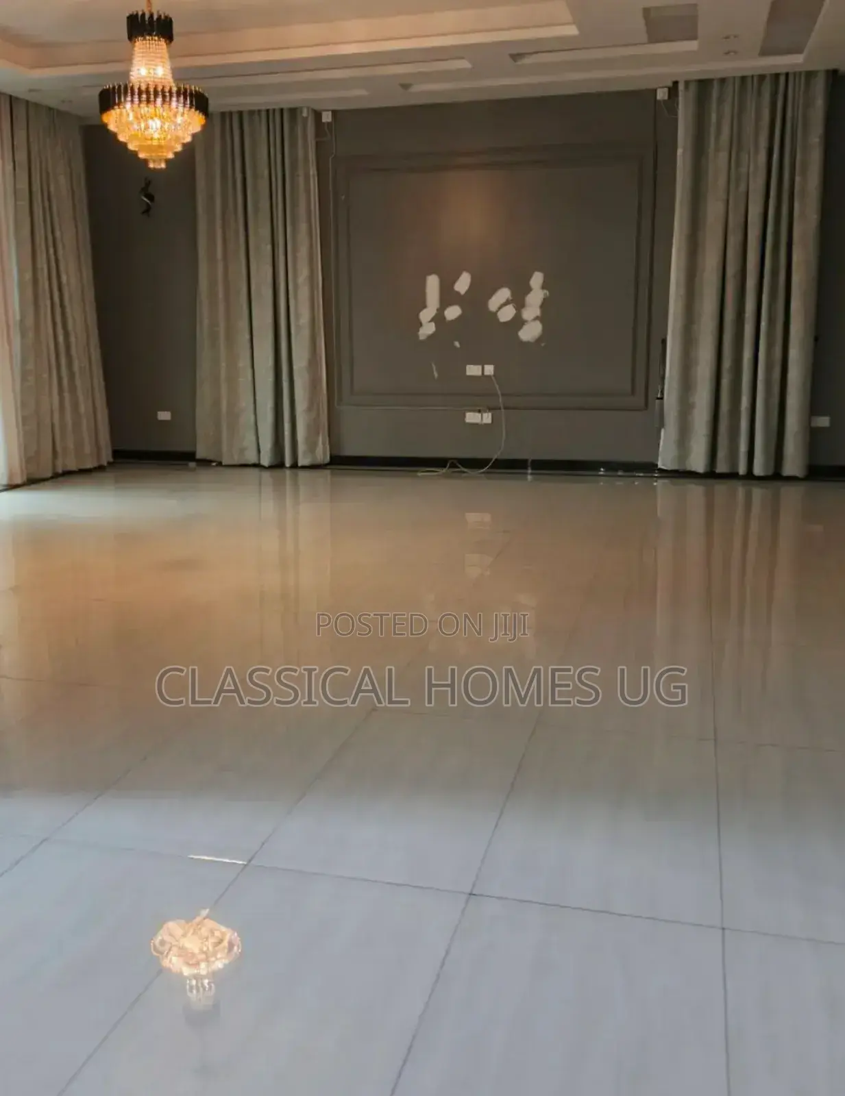5bdrm Duplex in Lubowa Entebbe Road, Central Division for rent
