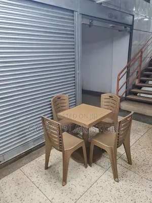 Compost Plastic Table and Chairs Compost Plastic Table and Chairs