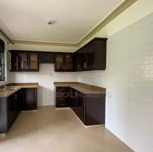 3bdrm Apartment in Lubowa Entebbe Road, Central Division for rent
