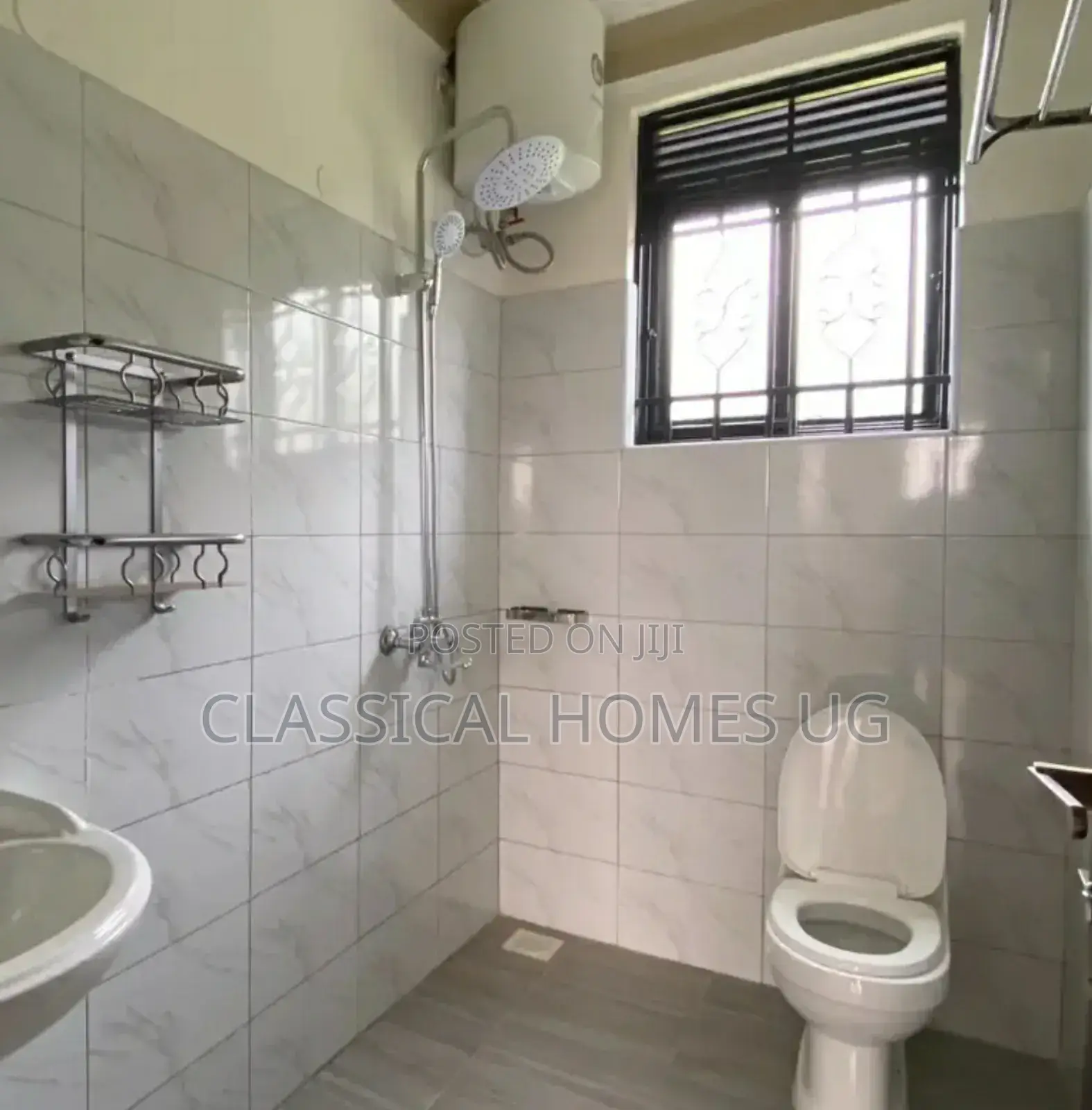 3bdrm Apartment in Lubowa Entebbe Road, Central Division for rent