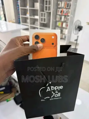 New Apple iPhone 17 Pro Max 256 GB Orange