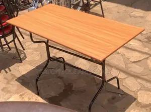 Restaurant/Simple Dining Table