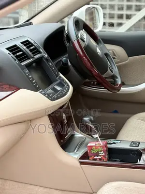 Toyota Crown 2014 White
