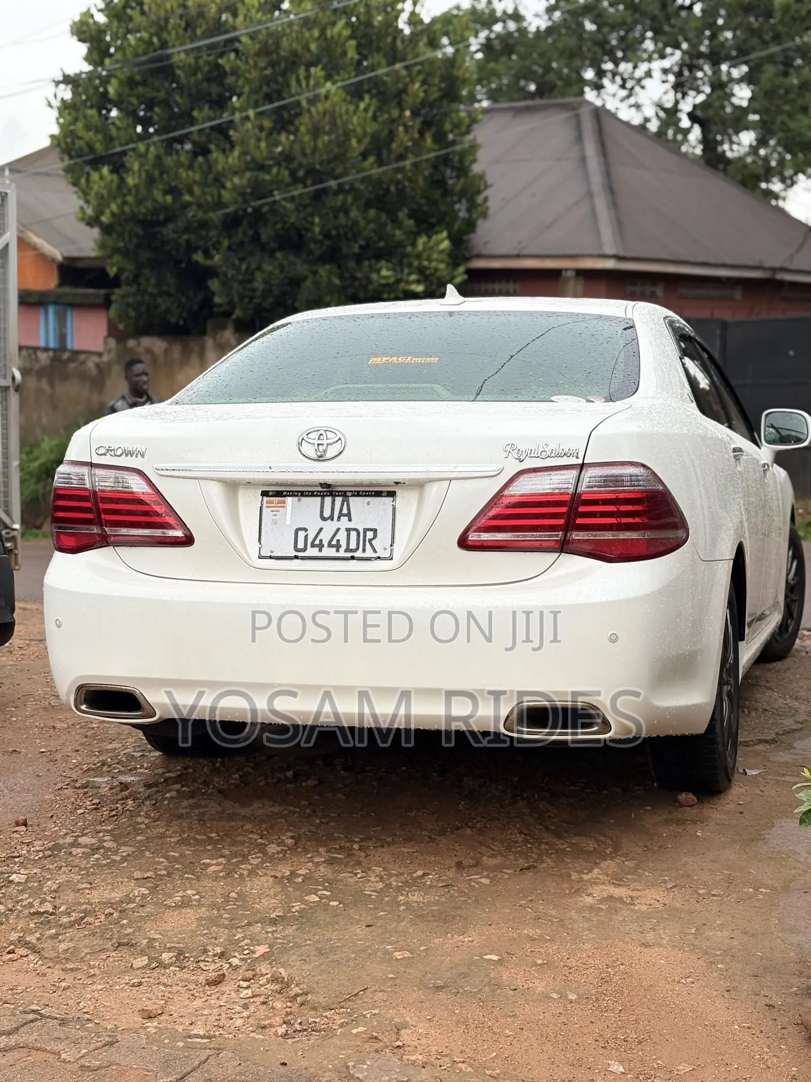 Toyota Crown 2014 White