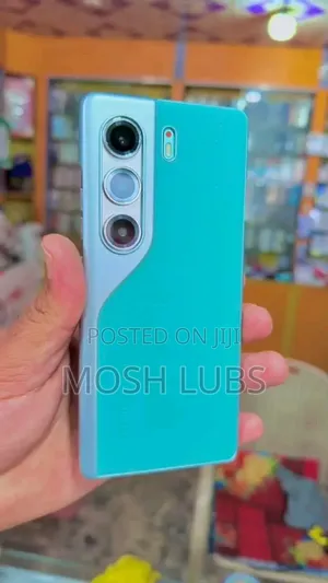 New Tecno Camon 40 Pro 5G 256 GB Green