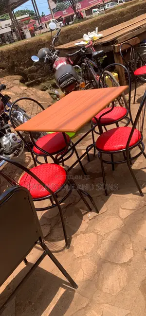 Simple Table Set
