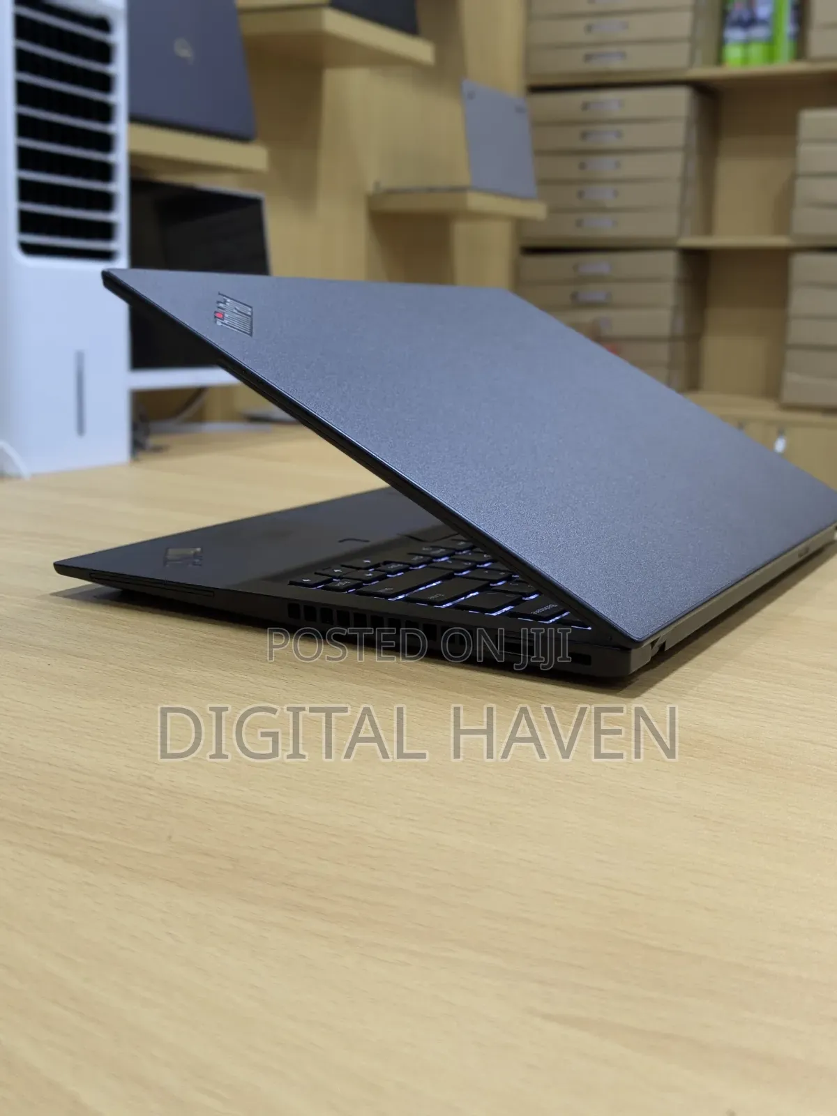 Laptop Lenovo Thinkpad T490s 8GB Intel Core i5 SSHD (Hybrid) 256GB