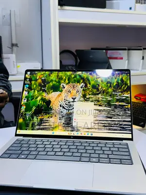 New Laptop HP EliteBook X Flip G1i 32GB AMD Ryzen 7 SSD 1T