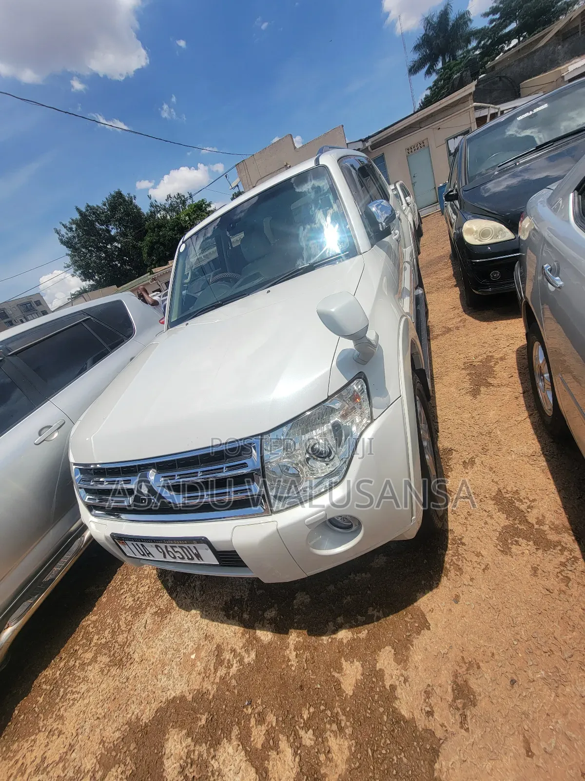 Mitsubishi Pajero 2010 White
