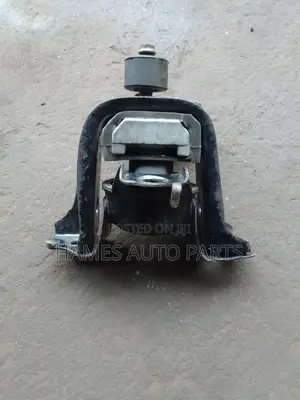 Seinta,Probox Engine Mounting