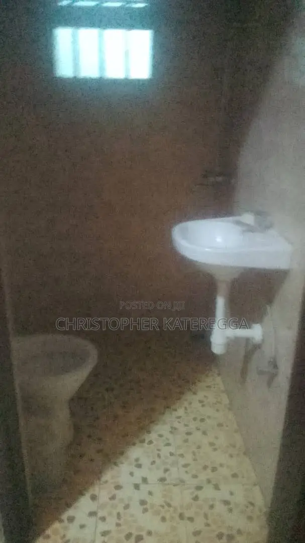 Guesthouse in Kavumba for Sale