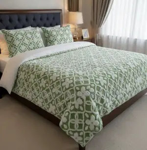 Flower Tufted Bedcover Green