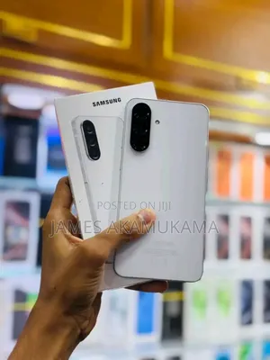 New Samsung Galaxy A56 256 GB White