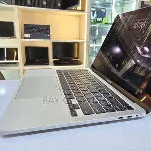 New Laptop Apple MacBook Pro 2019 16GB Intel Core i7 SSD 512GB