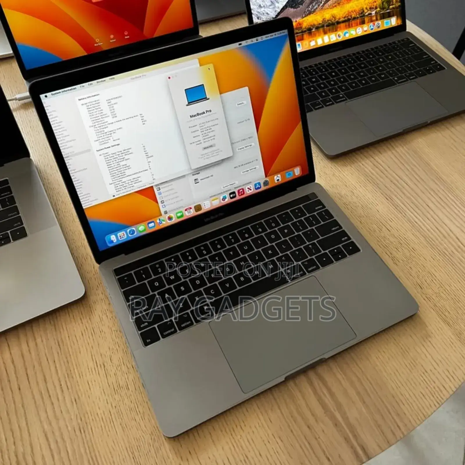 New Laptop Apple MacBook Pro 2019 16GB Intel Core i7 SSD 512GB