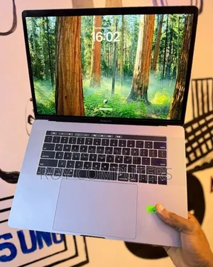 Laptop Apple MacBook Pro 2019 16GB Intel Core i7 SSD 1T